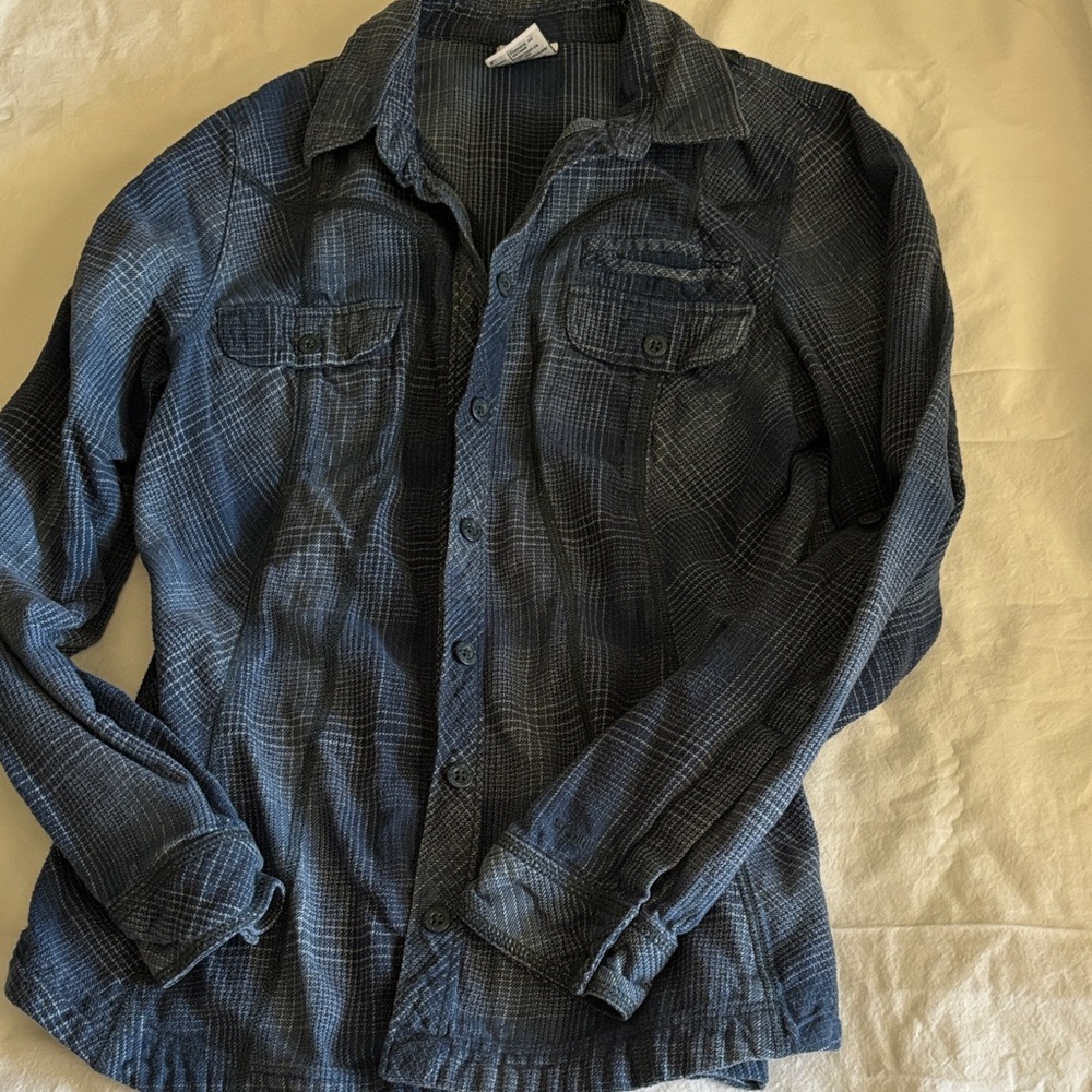 Columbia Women’s Dark Blue Plaid Button-Up Shirt
